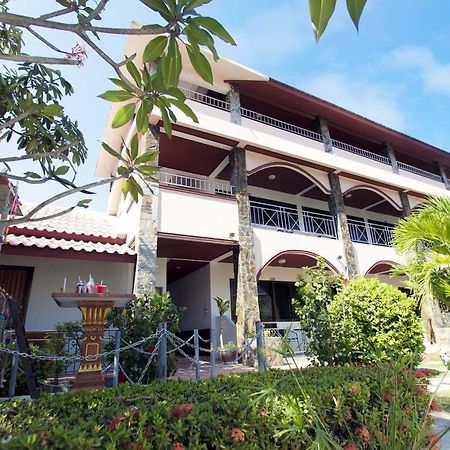 Lotus Friendly Hotel Чавенг Экстерьер фото